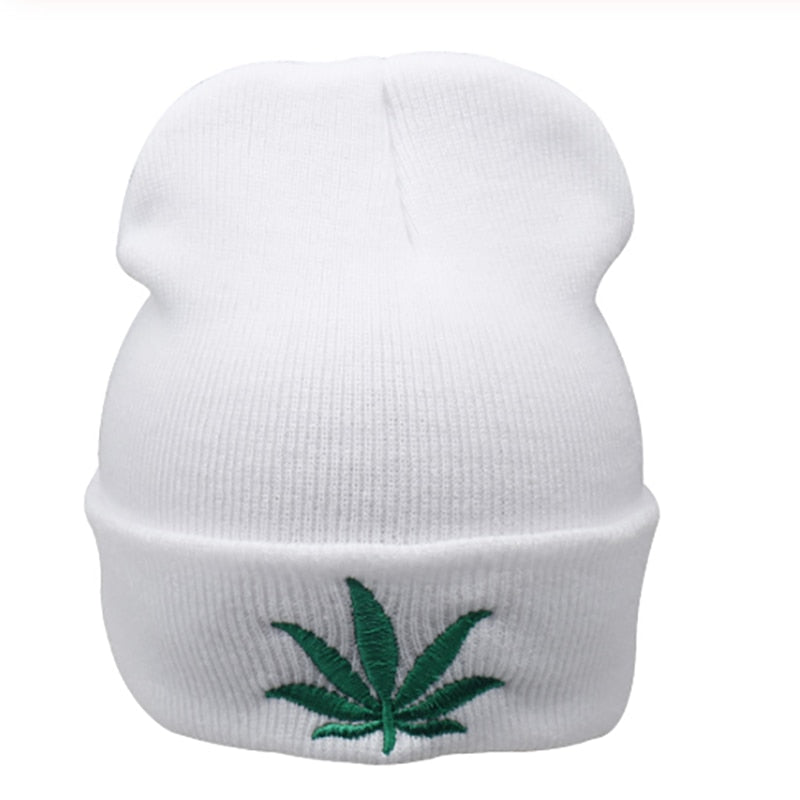 New Men Women Winter Weed Leaf Beanie Hats Warm Hip Hop Punk Knitting Winter Hat For Women Autumn Woolen Cap Skullies Black Hat